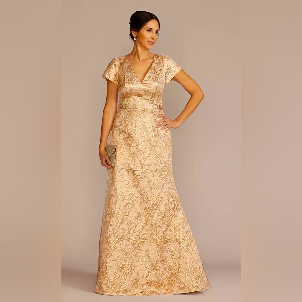 Elegant Gold Brocade V-Neck Evening Dress